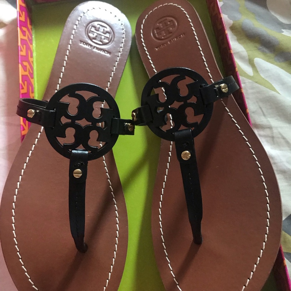 Tory Burch mini miller flat thong
